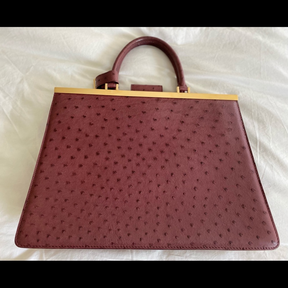 Louis Vuitton Ostrich Top Handle Deesse GM Prune - Picture 4 of 5